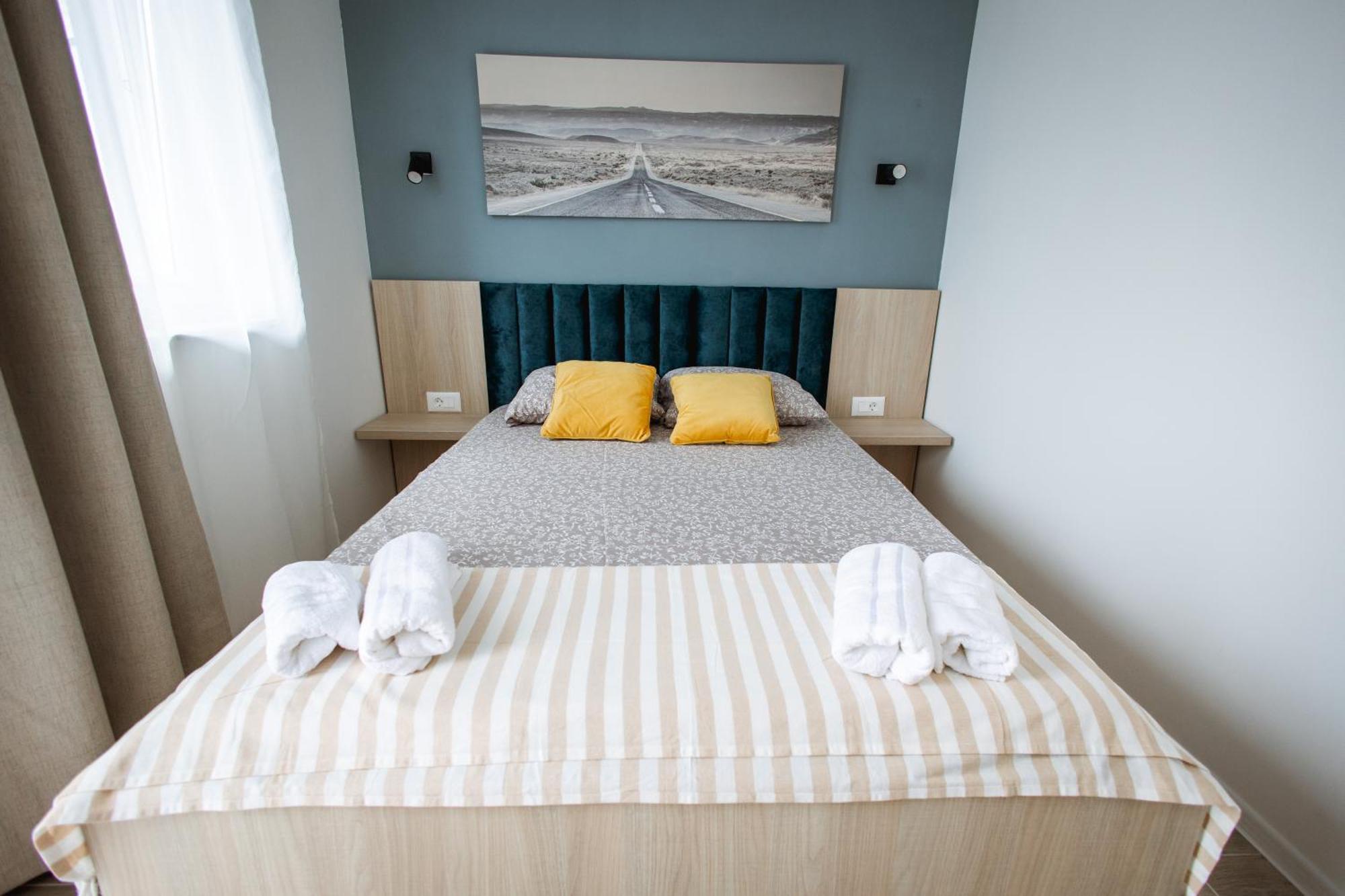 Cozy Studio Apartment In Osijek - Self Check In ภายนอก รูปภาพ