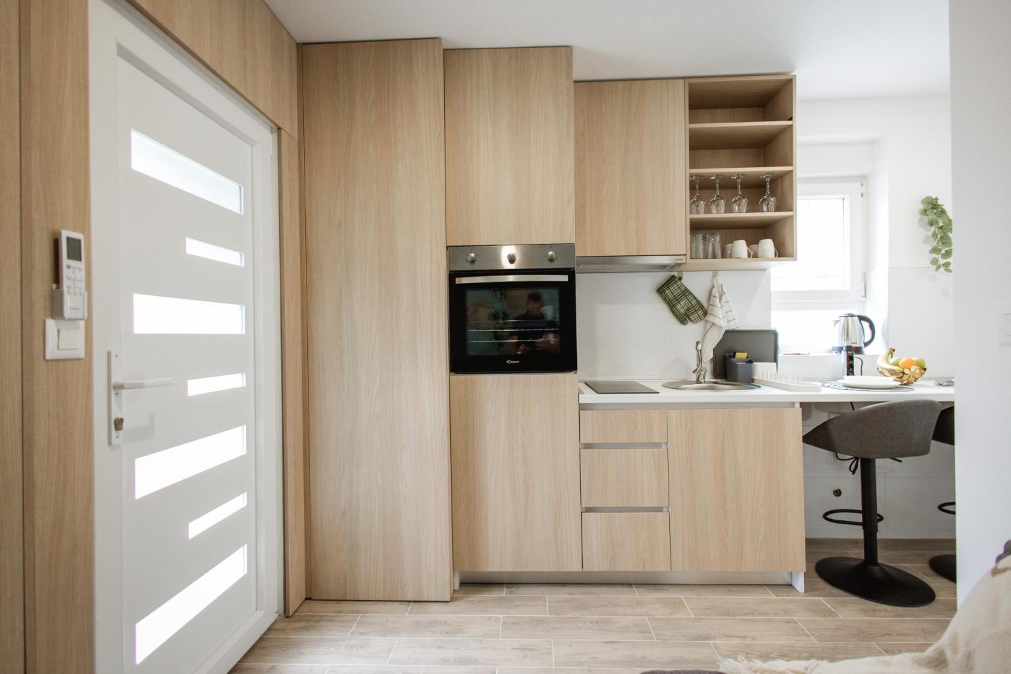 Cozy Studio Apartment In Osijek - Self Check In ภายนอก รูปภาพ