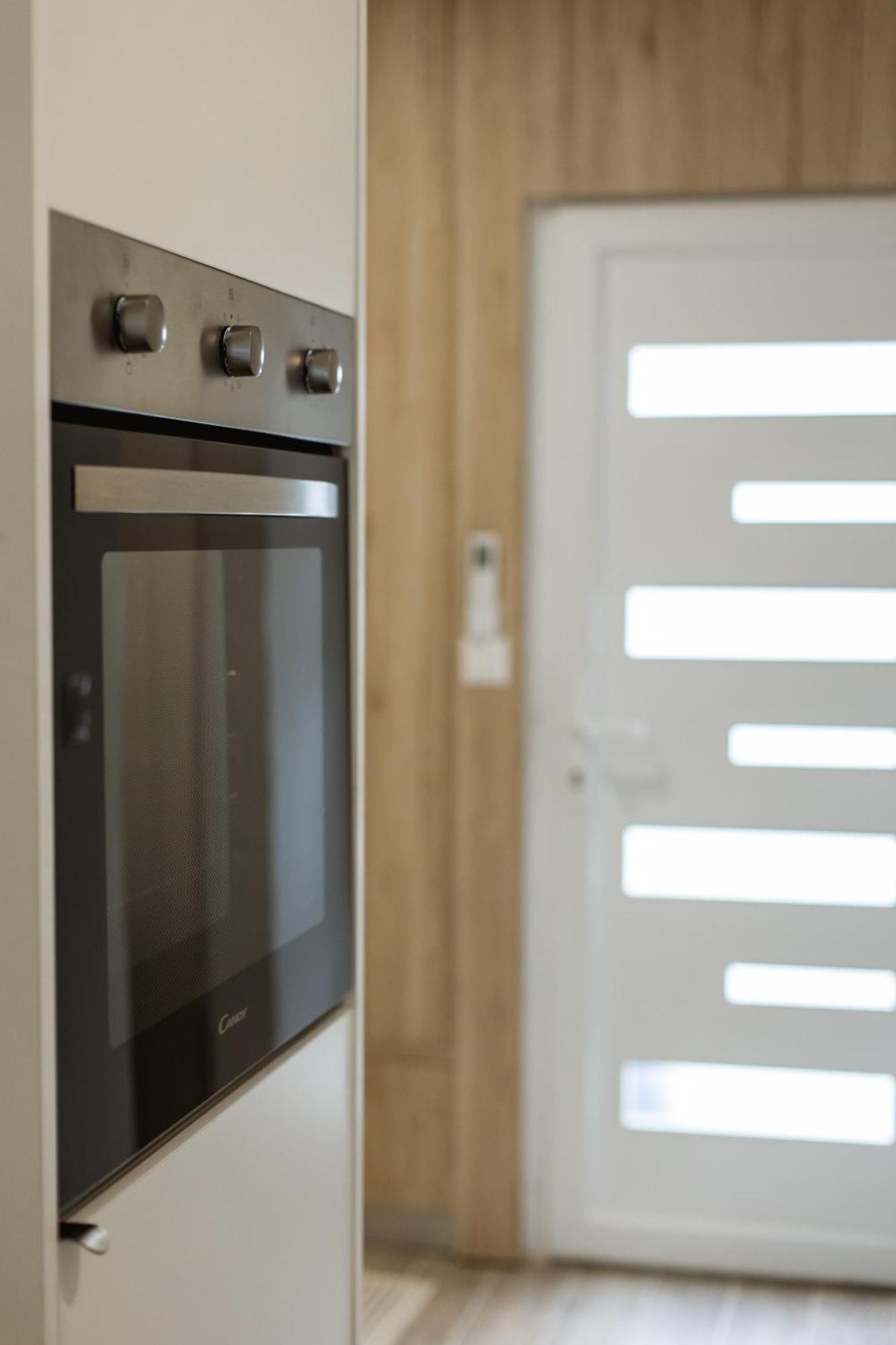 Cozy Studio Apartment In Osijek - Self Check In ภายนอก รูปภาพ