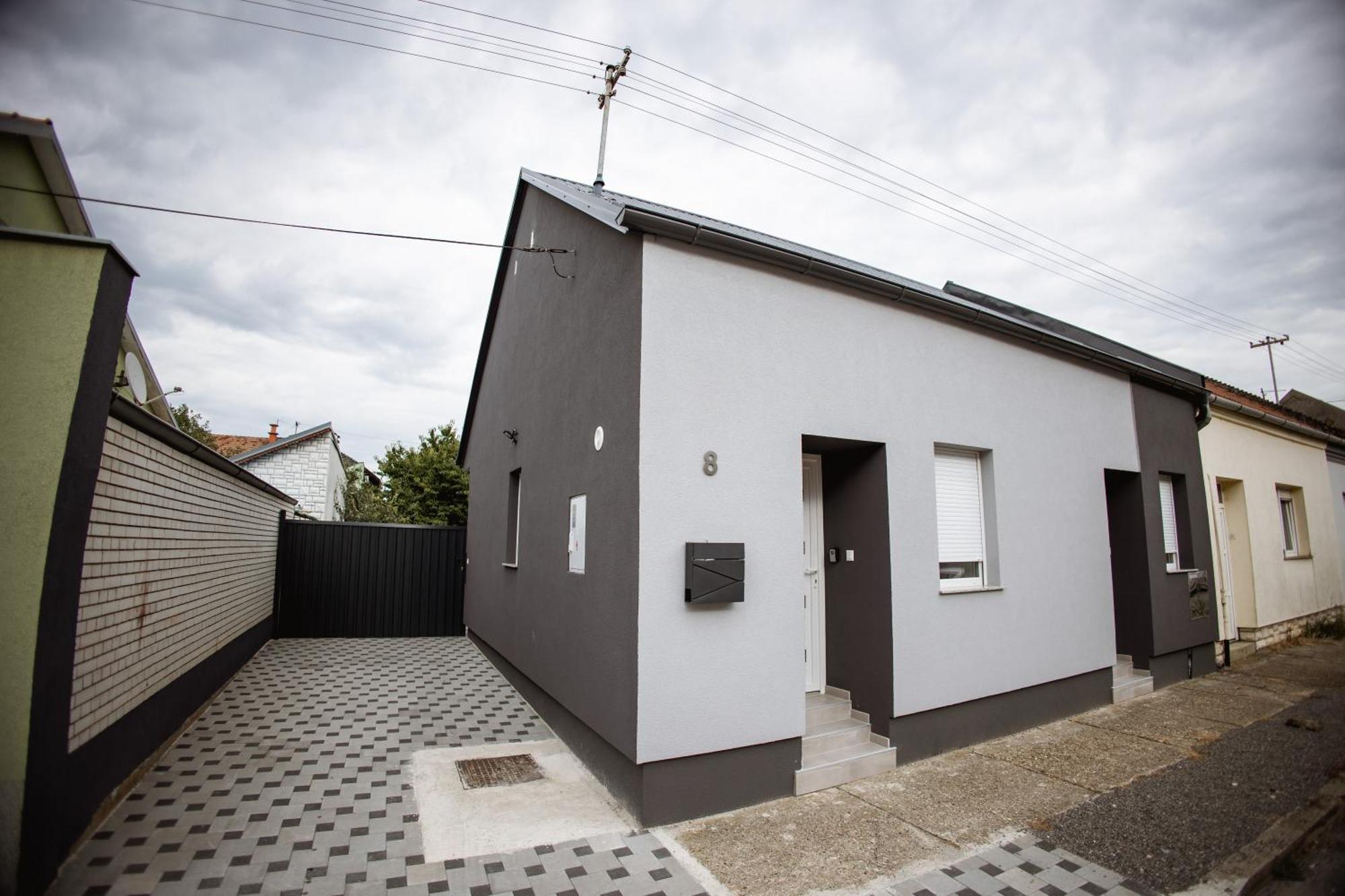 Cozy Studio Apartment In Osijek - Self Check In ภายนอก รูปภาพ