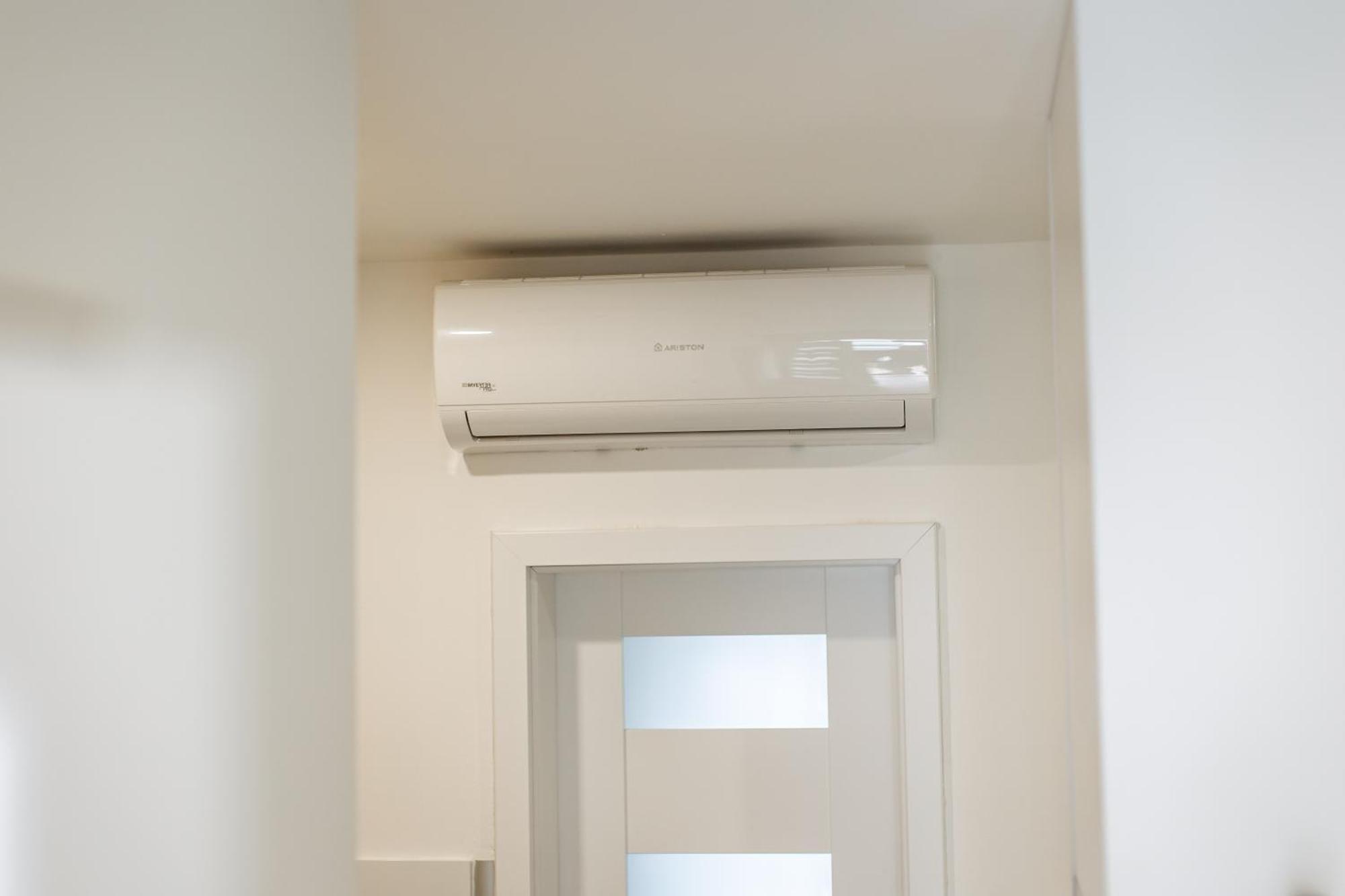 Cozy Studio Apartment In Osijek - Self Check In ภายนอก รูปภาพ
